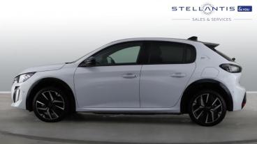 SPOTICAR Peugeot 208 E-208 50kwh Gt Premium Auto 5dr (7.4kw Charger) Used Car - Hatchback Electric White - Birmingham - 1200644011_5