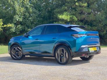 SPOTICAR Peugeot E-3008 73kwh Gt Auto 5dr Used Car - Suv Electric Blue - Eastbourne - 1200530591_5