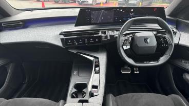 SPOTICAR Peugeot E-3008 73kwh Gt Auto 5dr Used Car - Suv Electric Blue - Leicester - 1200545761_4