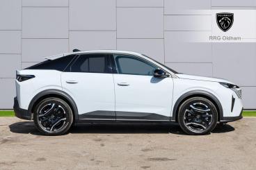 SPOTICAR Peugeot E-3008 73kwh Allure Auto 5dr Used Car - Suv Electric White - Oldham - 1200549543_4