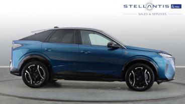 SPOTICAR Peugeot E-3008 73kwh Gt Auto 5dr Used Car - Suv Electric Blue - Coventry - 1200553448_4