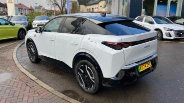 SPOTICAR Peugeot E-3008 73kwh Gt Auto 5dr Used Car - Suv Electric White - Sale - 1200553489_5