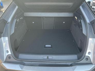 SPOTICAR Peugeot E-3008 73kwh Allure Auto 5dr Used Car - Suv Electric Grey - Romsey - 1200559206_5