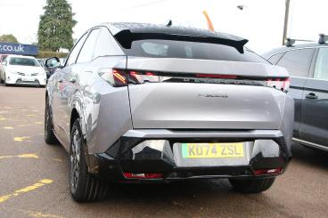 SPOTICAR Peugeot E-3008 73kwh Gt Auto 5dr Used Car - Suv Electric Grey - Bulkington - 1200559795_3