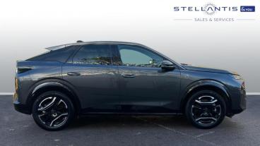 SPOTICAR Peugeot E-3008 73kwh Gt Auto 5dr Used Car - Suv Electric Grey - Romford - 1200561426_2