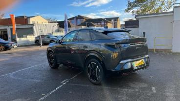 SPOTICAR Peugeot E-3008 73kwh Gt Auto 5dr Used Car - Suv Electric Grey - Romford - 1200561426_5