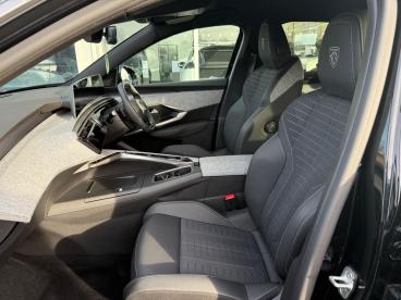 SPOTICAR Peugeot E-3008 73kwh Gt Auto 5dr Used Car - Suv Electric Black - Boston - 1200563186_3