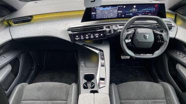 SPOTICAR Peugeot E-3008 73kwh Gt Auto 5dr Used Car - Suv Electric White - Nottingham - 1200566102_4