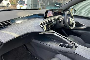 SPOTICAR Peugeot E-3008 73kwh Gt Auto 5dr Used Car - Suv Electric Grey - Taunton - 1200566238_2