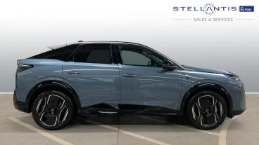 SPOTICAR Peugeot E-3008 73kwh Gt Auto 5dr Used Car - Suv Electric Blue - West London - 1200569357_2