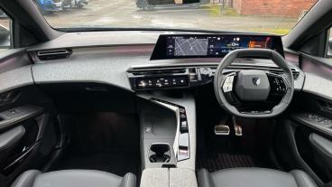 SPOTICAR Peugeot E-3008 73kwh Gt Auto 5dr Used Car - Suv Electric Blue - Stockport - 1200570604_4