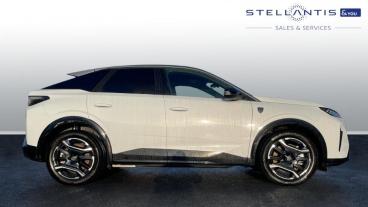 SPOTICAR Peugeot E-3008 73kwh Gt Auto 5dr Used Car - Suv Electric White - Preston - 1200572064_2