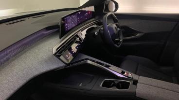 SPOTICAR Peugeot E-3008 73kwh Gt Auto 5dr Used Car - Suv Electric Blue - Birmingham - 1200577141_2