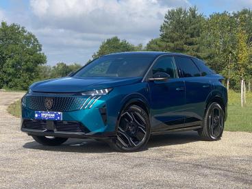 SPOTICAR Peugeot E-3008 73kwh Gt Auto 5dr Used Car - Suv Electric Blue - Eastbourne - 1200582735_3