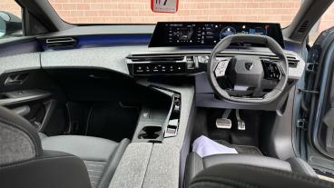 SPOTICAR Peugeot E-3008 73kwh Gt Auto 5dr Used Car - Suv Electric Blue - Liverpool - 1200593251_4