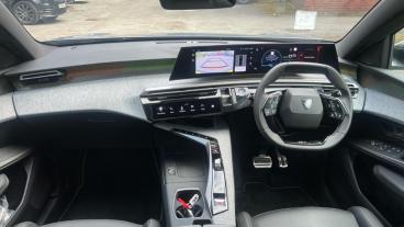 SPOTICAR Peugeot E-3008 73kwh Gt Auto 5dr Used Car - Suv Electric Grey - Stockport - 1200593428_4