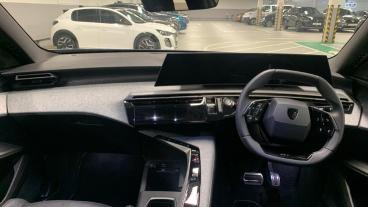 SPOTICAR Peugeot E-3008 73kwh Gt Auto 5dr Used Car - Suv Electric Grey - West London - 1200593994_4