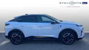 SPOTICAR Peugeot E-3008 73kwh Gt Auto 5dr Used Car - Suv Electric White - Romford - 1200594530_2