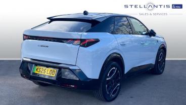 SPOTICAR Peugeot E-3008 73kwh Gt Auto 5dr Used Car - Suv Electric White - Romford - 1200594530_3