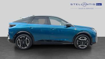 SPOTICAR Peugeot E-3008 73kwh Gt Auto 5dr Used Car - Suv Electric Blue - Salford - 1200600177_2