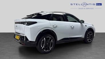 SPOTICAR Peugeot E-3008 73kwh Gt Auto 5dr Used Car - Suv Electric White - West London - 1200600579_3