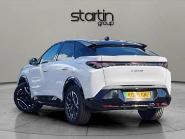 SPOTICAR Peugeot E-3008 73kwh Gt Auto 5dr Used Car - Suv Electric White - Worcester - 1200601250_5