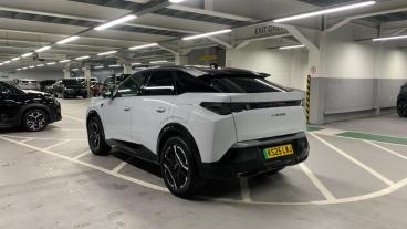 SPOTICAR Peugeot E-3008 73kwh Gt Auto 5dr Used Car - Suv Electric White - West London - 1200601974_5