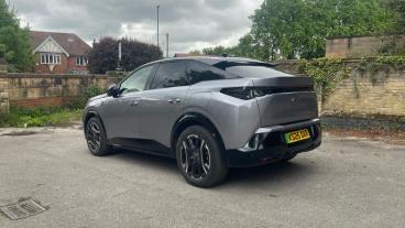 SPOTICAR Peugeot E-3008 73kwh Gt Auto 5dr Used Car - Suv Electric Grey - Nottingham - 1200603928_5