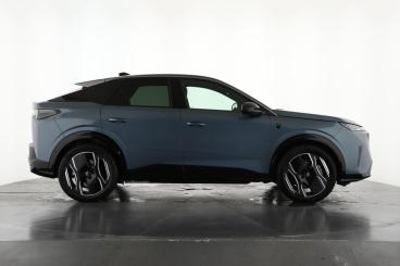 SPOTICAR Peugeot E-3008 73kwh Gt Auto 5dr Used Car - Suv Electric Blue - Epsom - 1200605493_5
