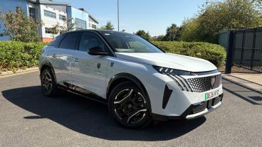 SPOTICAR Peugeot E-3008 73kwh Gt Auto 5dr (11kw Charger) Used Car - Suv Electric White - Crewe - 1200618026_1