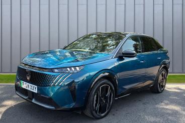 SPOTICAR Peugeot E-3008 73kwh Gt Auto 5dr Used Car - Suv Electric Blue - Taunton - 1200619906_4