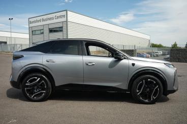 SPOTICAR Peugeot E-3008 73kwh Gt Auto 5dr Used Car - Suv Electric Grey - Bromsgrove - 1200622124_5