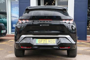 SPOTICAR Peugeot E-3008 73kwh Gt Auto 5dr Used Car - Suv Electric Black - Bulkington - 1200624881_4