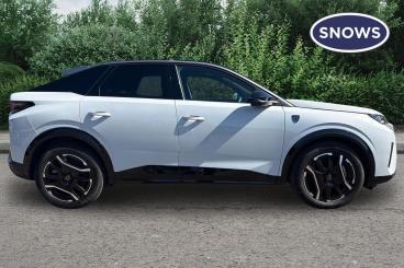 SPOTICAR Peugeot E-3008 73kwh Gt Auto 5dr (11kw Charger) Used Car - Suv Electric White - Portsmouth - 1200626951_4