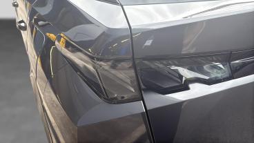 SPOTICAR Peugeot E-3008 73kwh Gt Auto 5dr (11kw Charger) Used Car - Suv Electric Grey - Sheffield - 1200629743_5