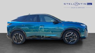 SPOTICAR Peugeot E-3008 73kwh Gt Auto 5dr (11kw Charger) Used Car - Suv Electric Blue - Maidstone - 1200631328_2