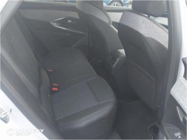 SPOTICAR Peugeot E-3008 73kwh Allure Auto 5dr (11kw Charger) Used Car - Suv Electric White - Enniskillen - 1200632284_4