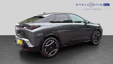 SPOTICAR Peugeot E-3008 73kwh Gt Auto 5dr (11kw Charger) Used Car - Suv Electric Grey - Godalming - 1200632572_3