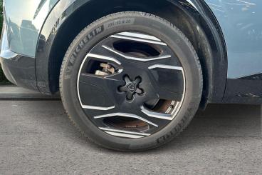 SPOTICAR Peugeot E-3008 73kwh Gt Auto 5dr (11kw Charger) Used Car - Suv Electric Blue - Portsmouth - 1200633128_5