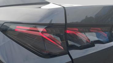SPOTICAR Peugeot E-3008 73kwh Gt Auto 5dr (11kw Charger) Used Car - Suv Electric Grey - Croydon - 1200634566_5