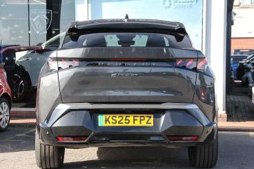 SPOTICAR Peugeot E-3008 73kwh Gt Auto 5dr (11kw Charger) Used Car - Suv Electric Grey - Bulkington - 1200640718_3
