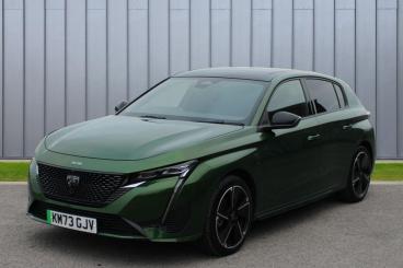 SPOTICAR Peugeot 308 E-308 54kwh Gt Auto 5dr Used Car - Saloon Electric Green - Yeovil - 1200522105_4