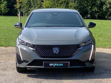SPOTICAR Peugeot 308 E-308 54kwh Gt Auto 5dr Used Car - Saloon Electric Grey - Eastbourne - 1200530581_2