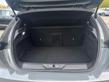 SPOTICAR Peugeot 308 E-308 54kwh Gt Auto 5dr Used Car - Saloon Electric Grey - Newbury - 1200554549_5