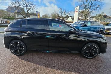 SPOTICAR Peugeot 308 E-308 54kwh Gt Auto 5dr Used Car - Saloon Electric Black - Torquay - 1200570787_2
