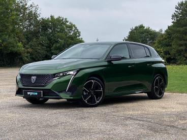 SPOTICAR Peugeot 308 E-308 54kwh Gt Auto 5dr Used Car - Saloon Electric Green - Eastbourne - 1200591381_3