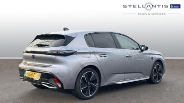 SPOTICAR Peugeot 308 E-308 54kwh Gt Auto 5dr Used Car - Saloon Electric Grey - Croydon - 1200593986_4