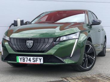 SPOTICAR Peugeot 308 E-308 54kwh Allure Auto 5dr Used Car - Saloon Electric Green - Keighley - 1200606209_4