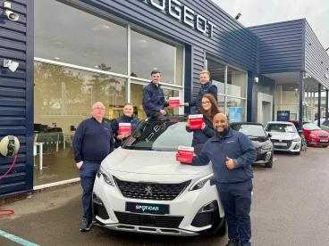 SPOTICAR Peugeot E-408 58kwh Gt Fastback Auto 5dr Used Car - Saloon Electric Red - Leamington - 1200557875_2