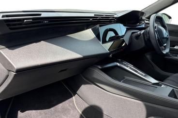 SPOTICAR Peugeot E-408 58kwh Gt Fastback Auto 5dr Used Car - Saloon Electric Black - Southend-on-sea - 1200604686_2